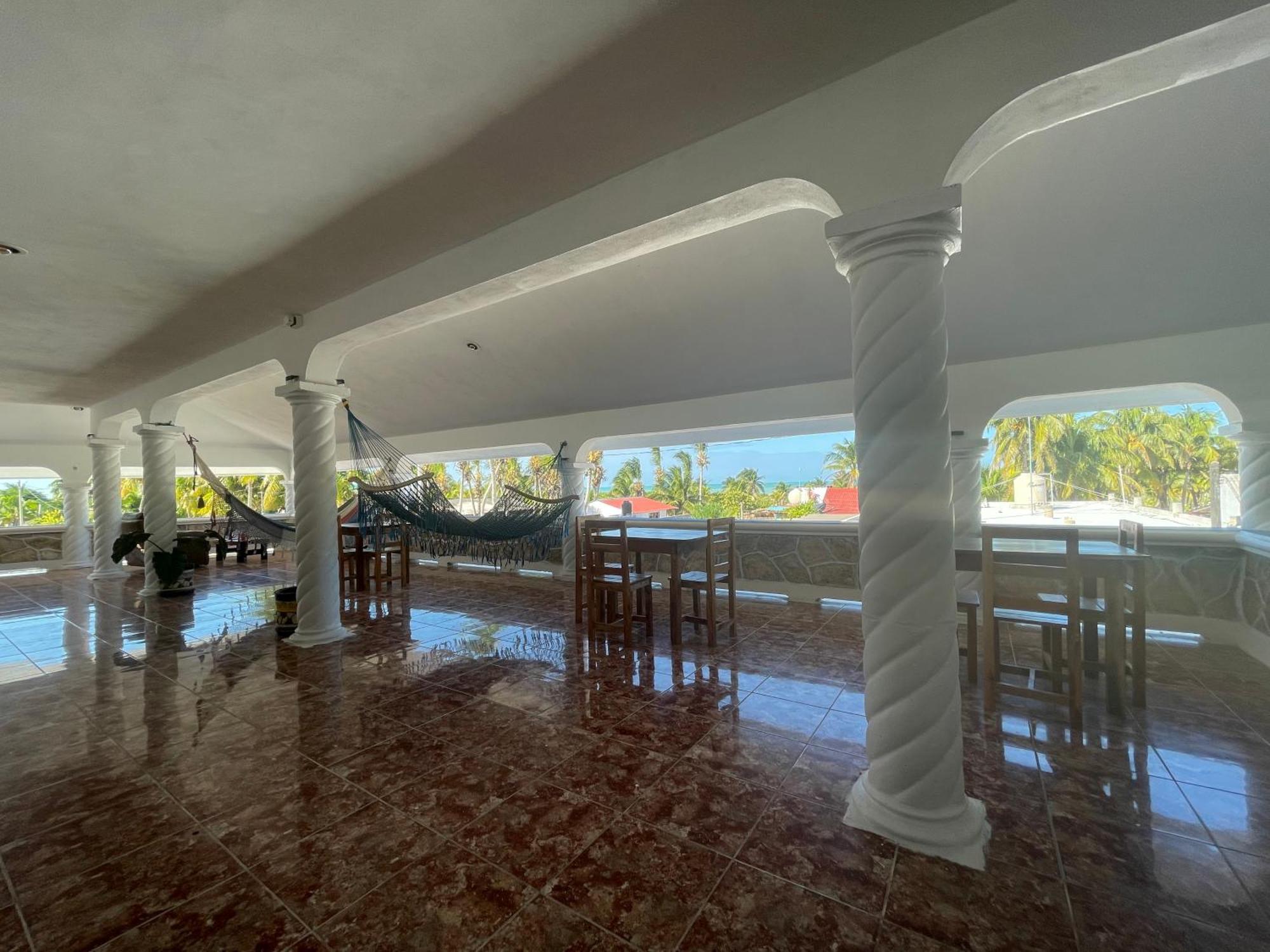 Casa Gajah HotЕл Куйо Екстериор снимка